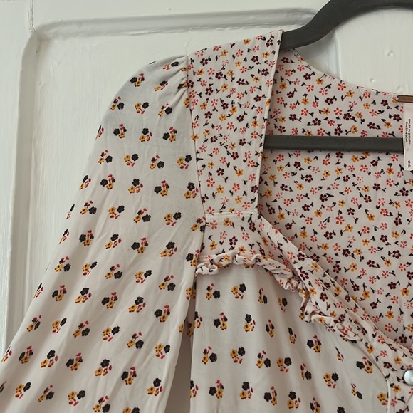 FREE PEOPLE Soft Blouse - Picture 7 of 8